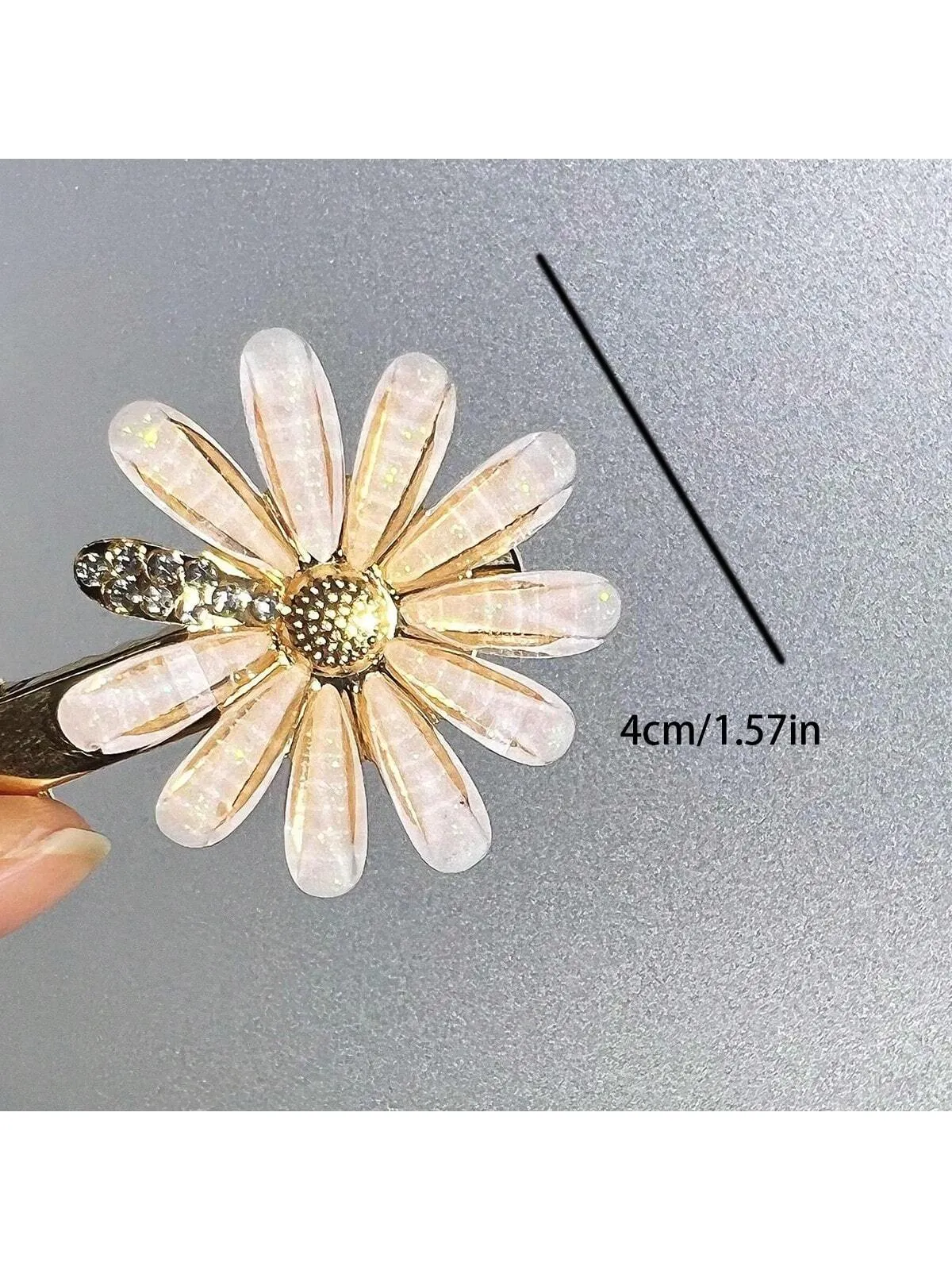 2pcs Crystal Daisy Hair Clips, All-Match Hair Accessories Suitable For Women And Girls, Cute Flower Hairpins For Fringe And Bangs