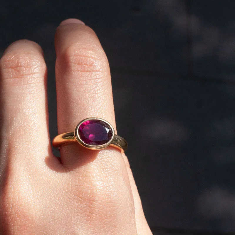 Leone Ring, Rhodolite Garnet, 9kt Yellow Gold