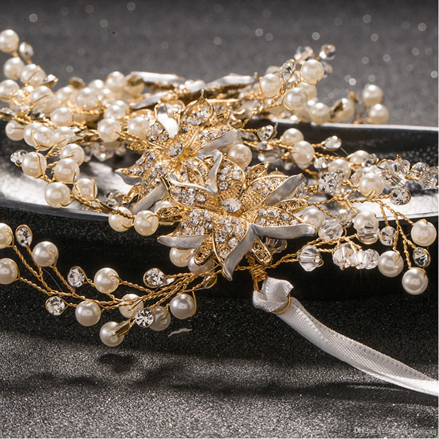Luxury Gold Women Crystal Tiara Pearl Wedding Hairband